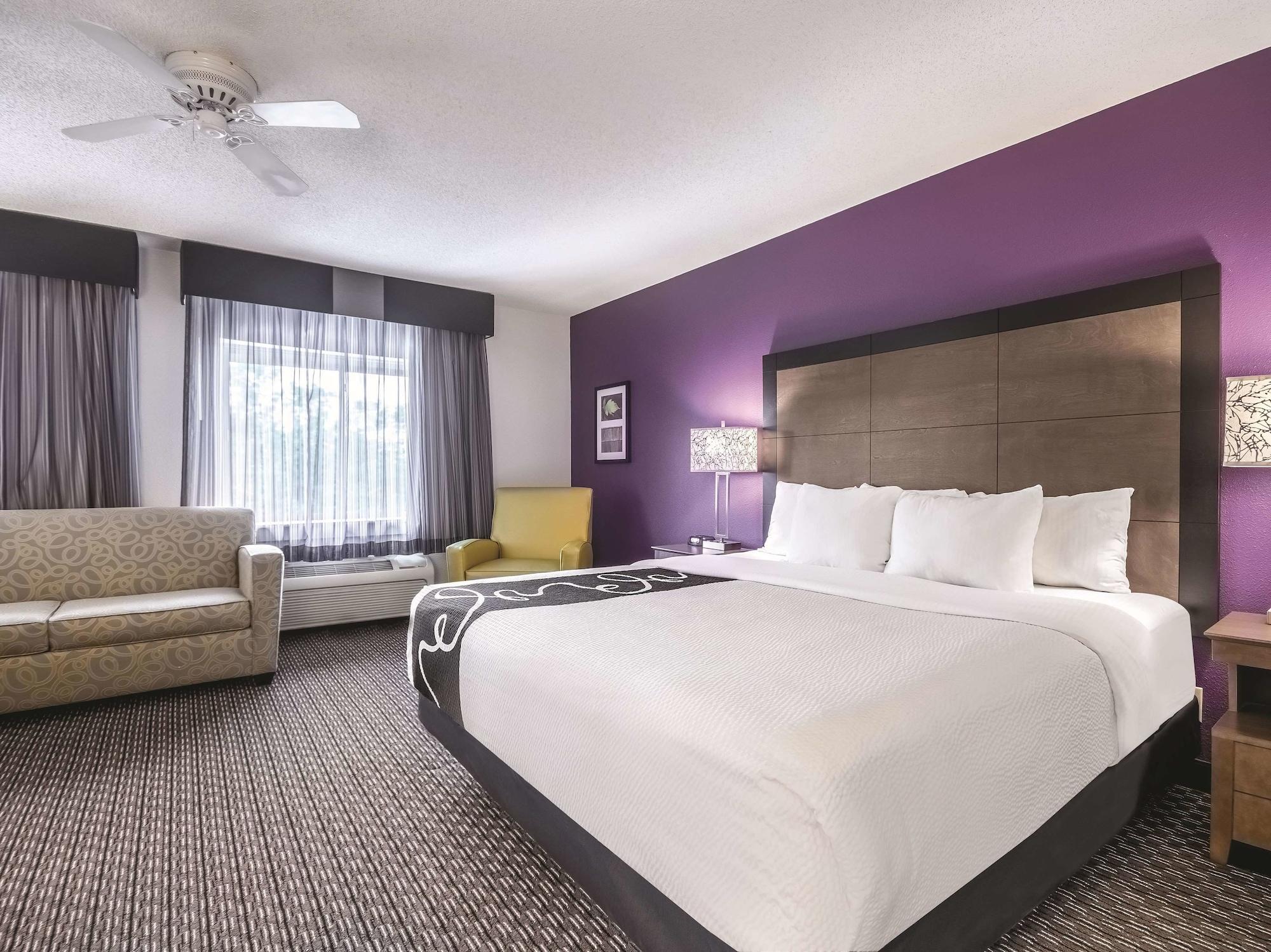 La Quinta By Wyndham Hartford Bradley Airport Hotell Windsor Locks Eksteriør bilde