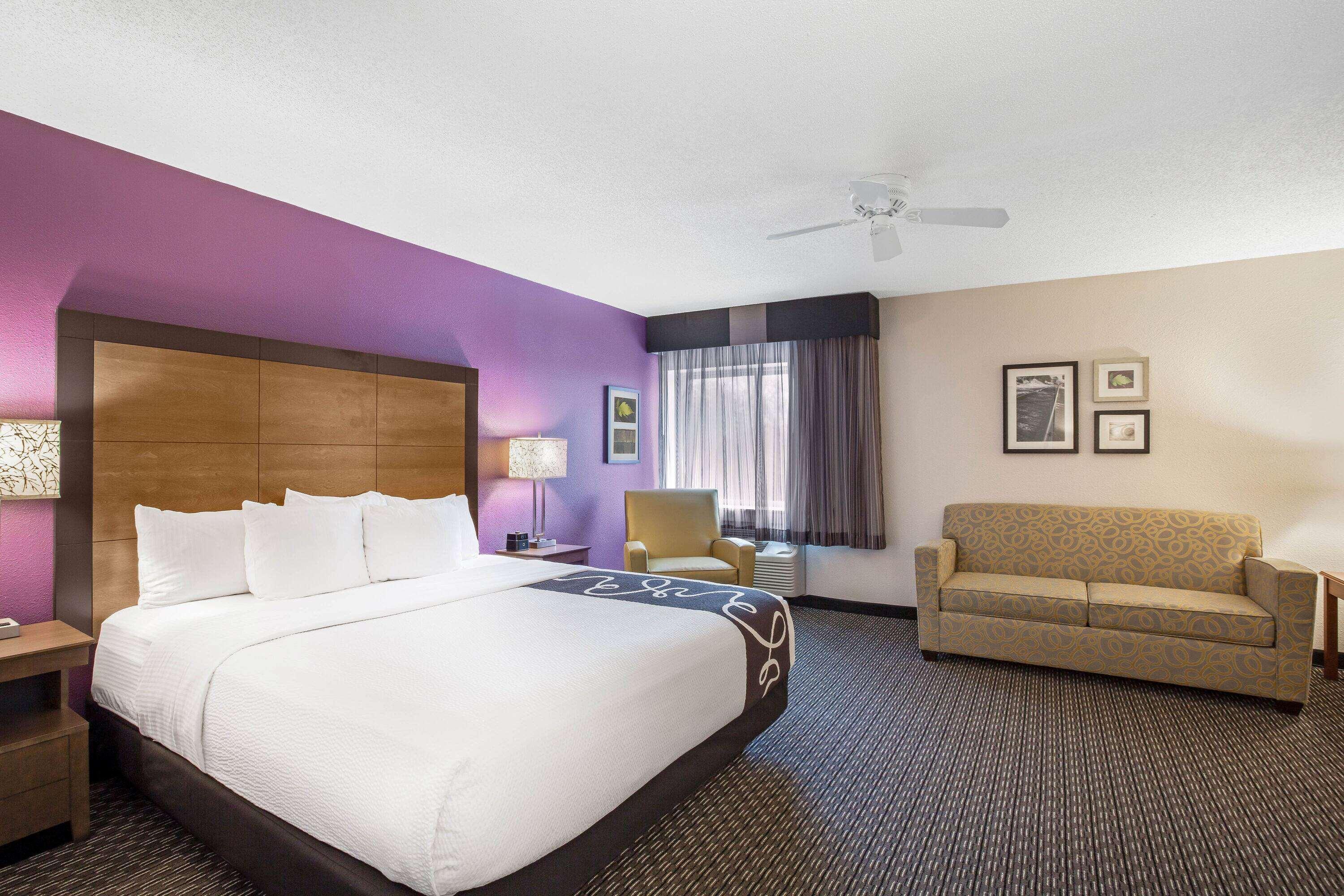 La Quinta By Wyndham Hartford Bradley Airport Hotell Windsor Locks Eksteriør bilde