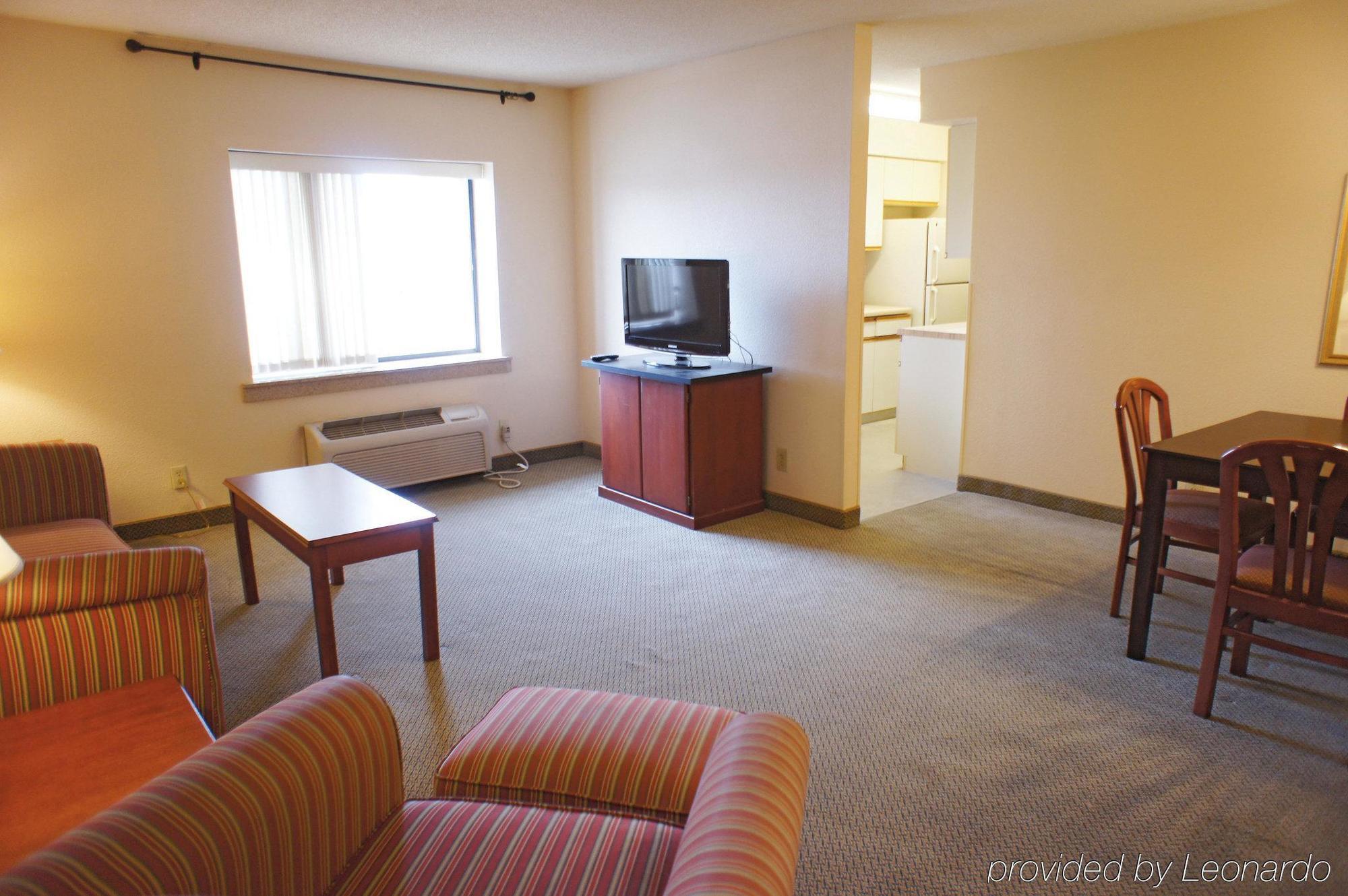 La Quinta By Wyndham Hartford Bradley Airport Hotell Windsor Locks Eksteriør bilde