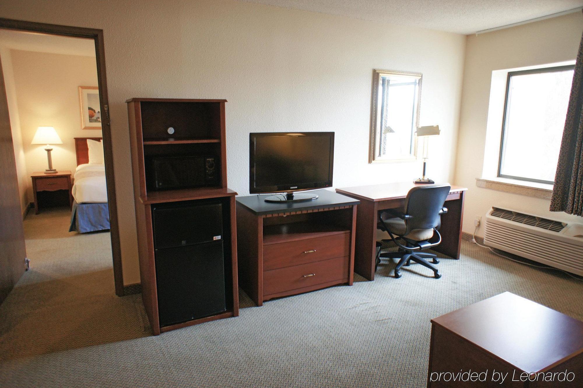 La Quinta By Wyndham Hartford Bradley Airport Hotell Windsor Locks Eksteriør bilde