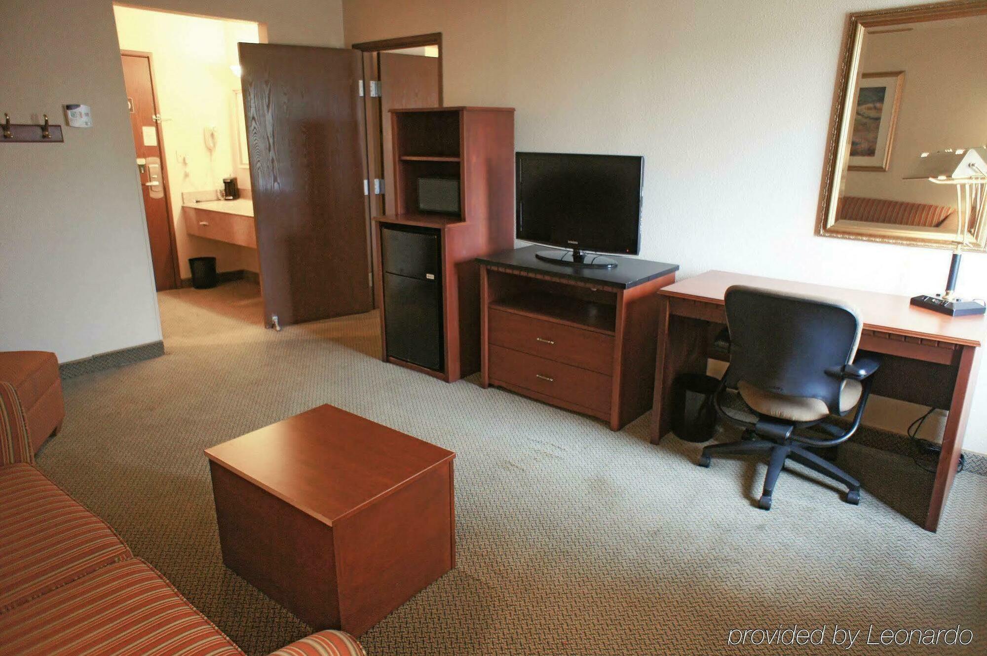 La Quinta By Wyndham Hartford Bradley Airport Hotell Windsor Locks Eksteriør bilde